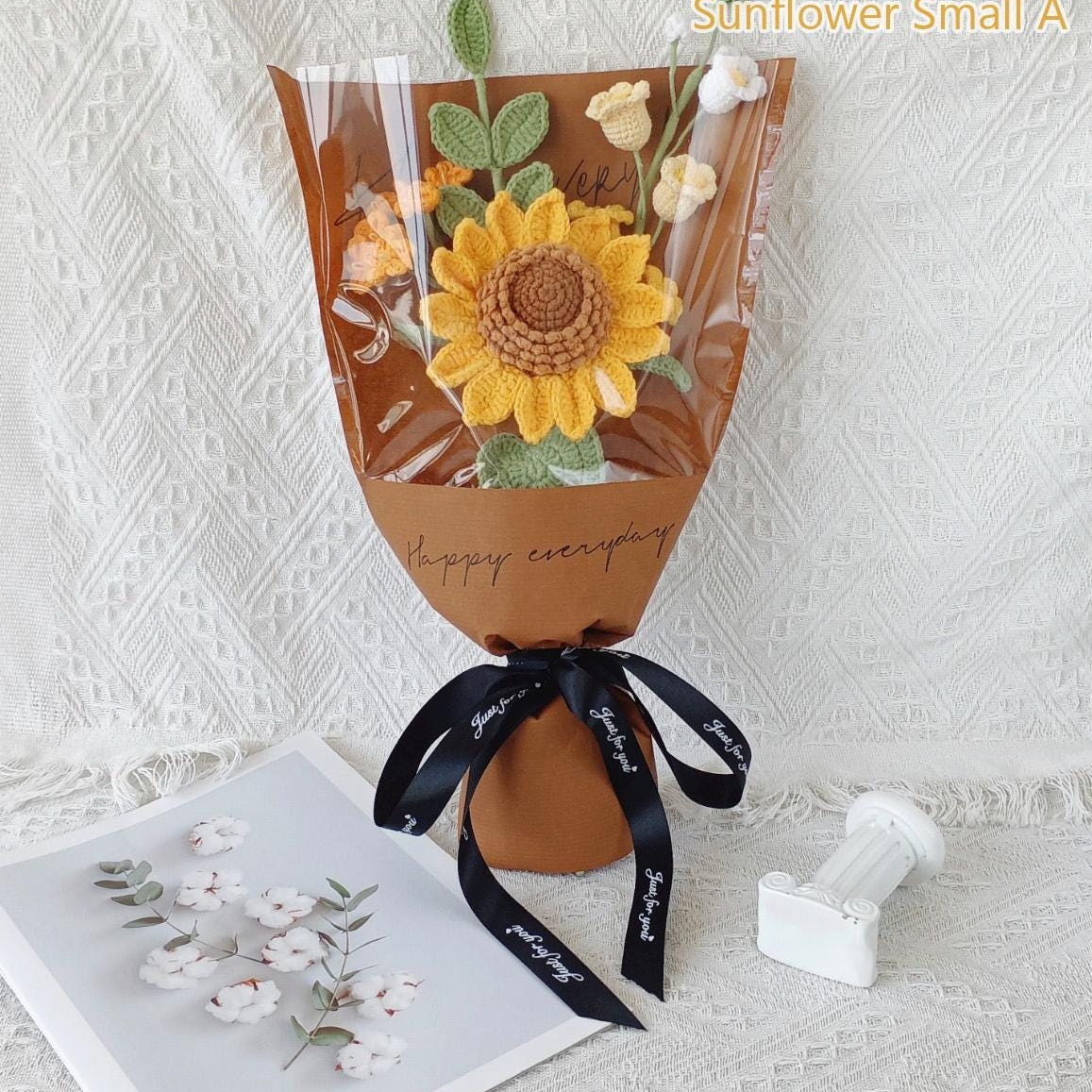 Handmade Crochet Sunflower Bouquet – 5 Styles | Graduation Rose Mini | Forever Flowers - 图片 3