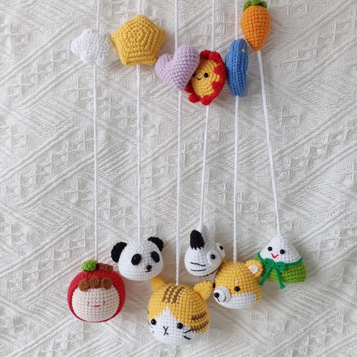 Handmade Crochet Rainbow Animal Baby Mobile – Nursery Decor | Handcrafted Gift - 图片 4