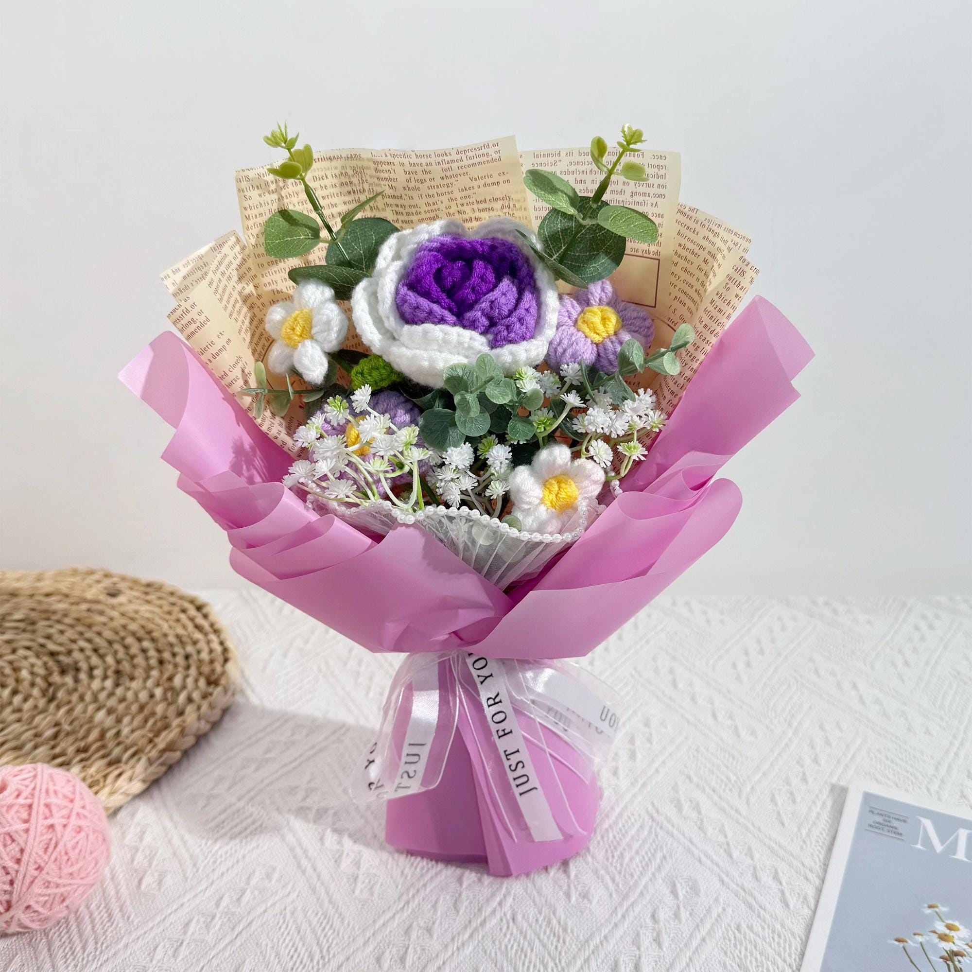 Handmade Crochet Bouquet with Personalized Word Art Sticks – 7 Styles - 图片 2