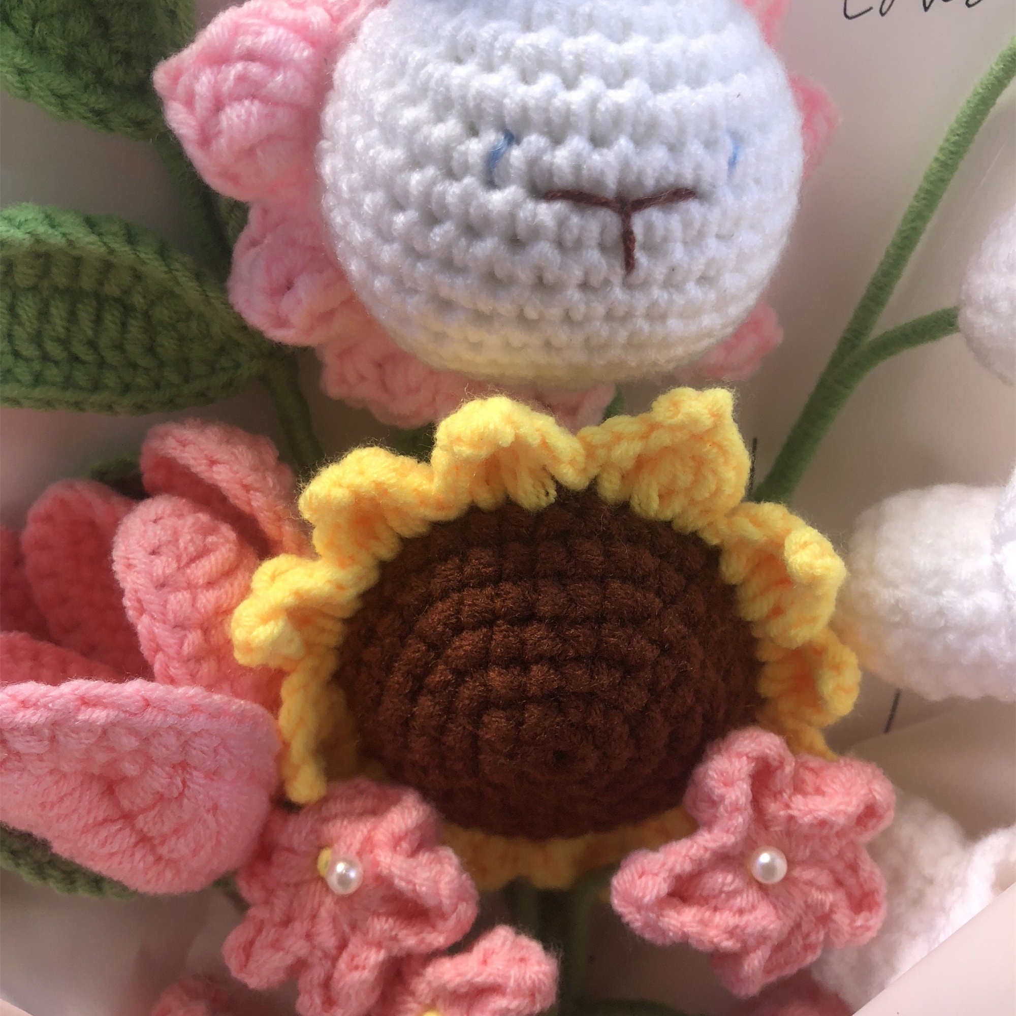 Handmade Crochet Bunny Animal Bouquet – Rose or Sunflower Style - 图片 3
