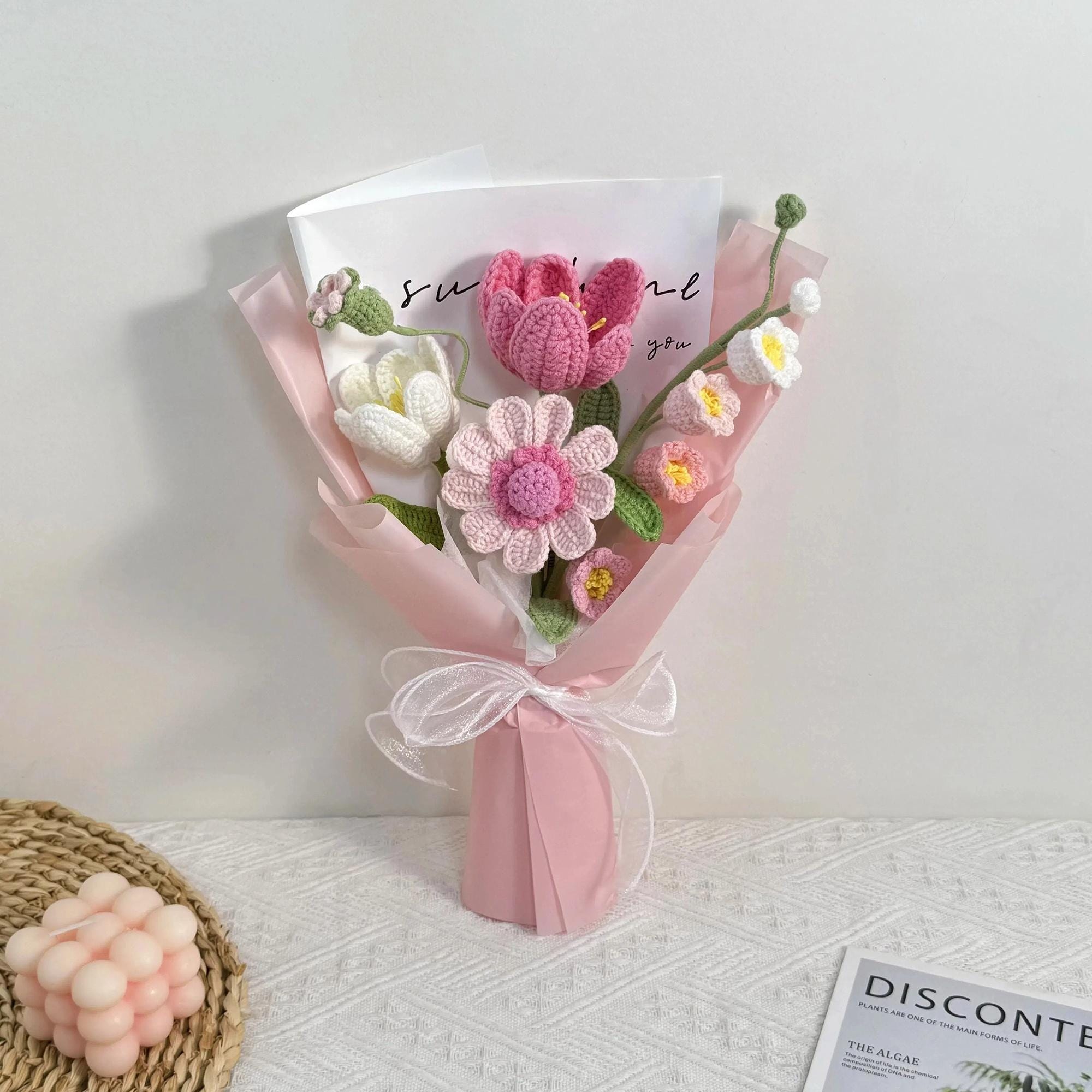 Handmade Crochet Tulip & Daisy Mixed Bouquet – Pink or Blue - 图片 2