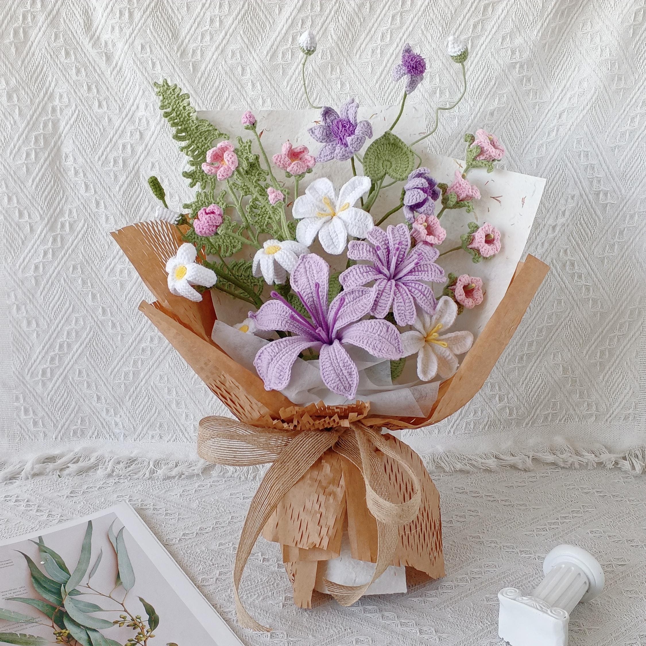 Handmade Crochet Purple Lily Wildflower – 2 Styles | Vase & Bouquet | Forever Flowers - 图片 2