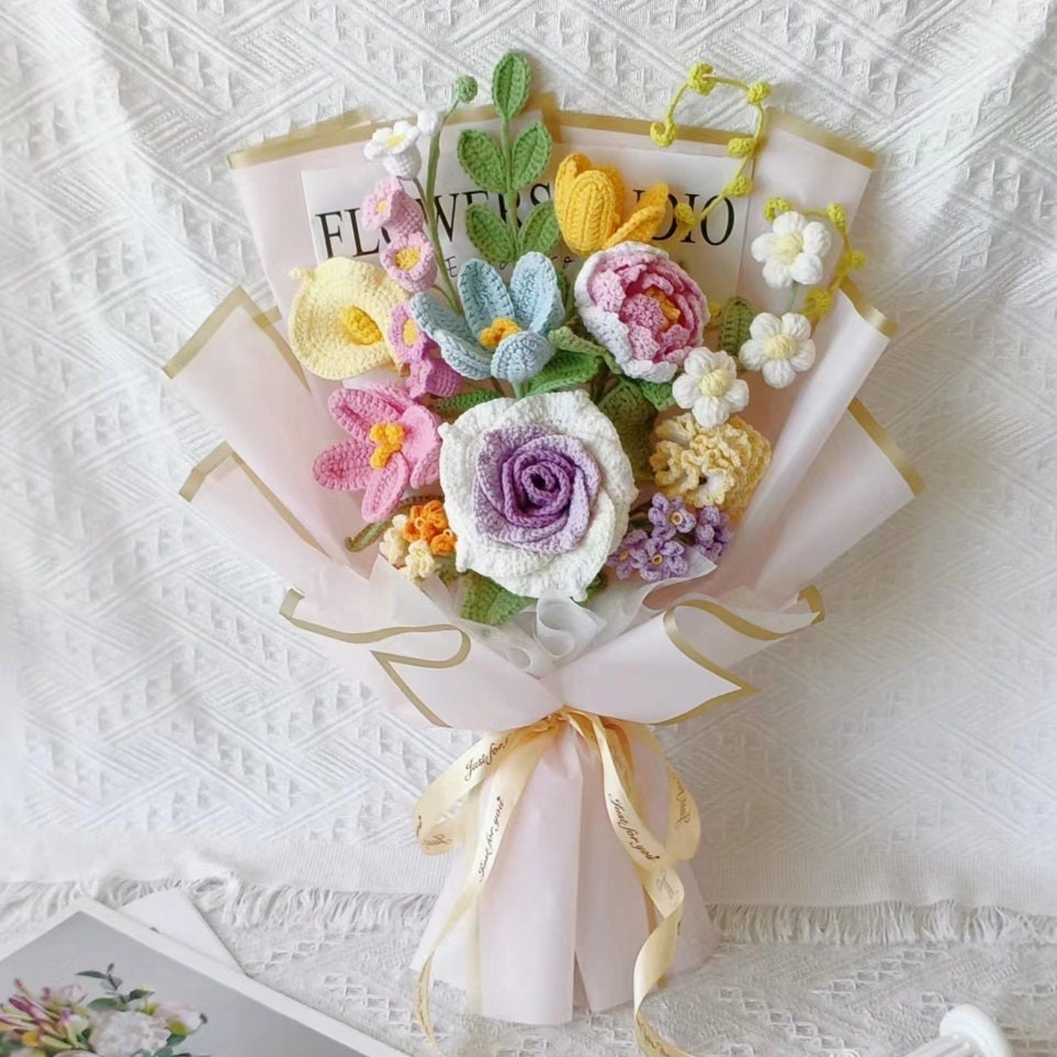 Handmade Crochet Lily Bouquet – 8 Styles | White Blue Rose Luxury | Forever Flowers - 图片 7